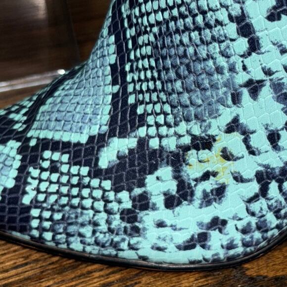 Gianni Bini Turquoise Python Print Genuine Leather Knee High Boots Size 7 N - Picture 3 of 8